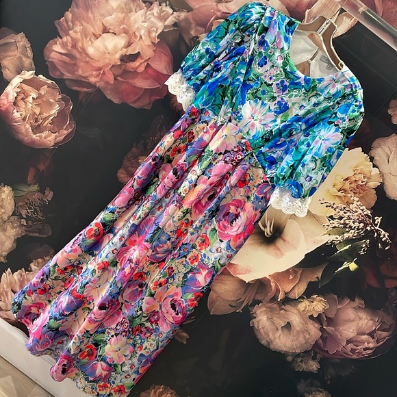 Hope & Ivy floral maternity dress. US size 8 - Picture 1 of 5